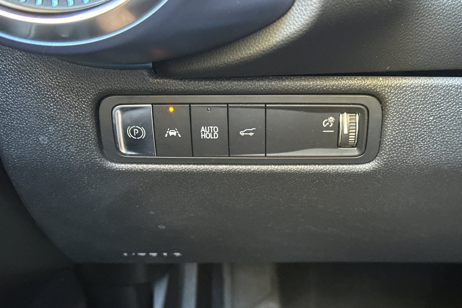 Used 2024 Chevrolet Equinox EV LT FWD image 37