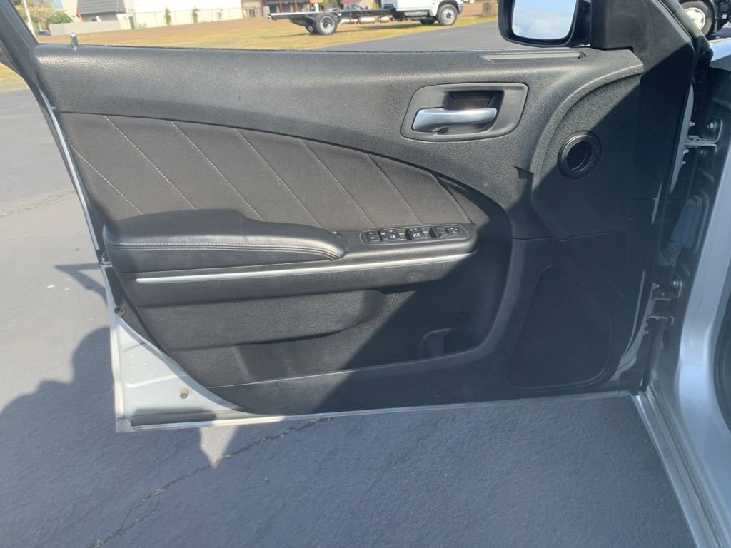 Used 2022 Dodge Charger SXT image 10