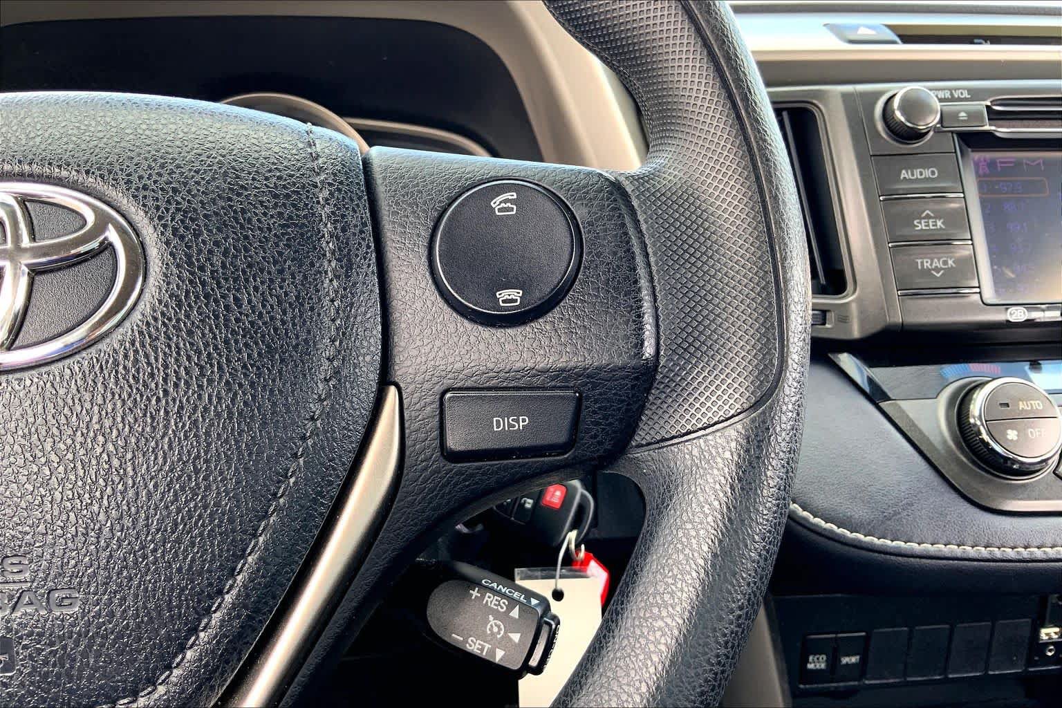 Used 2013 Toyota RAV4 XLE FWD image 24