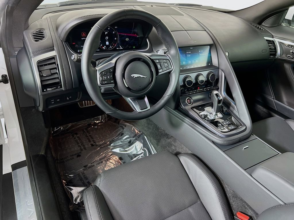 Used 2024 Jaguar F-TYPE R-Dynamic image 9