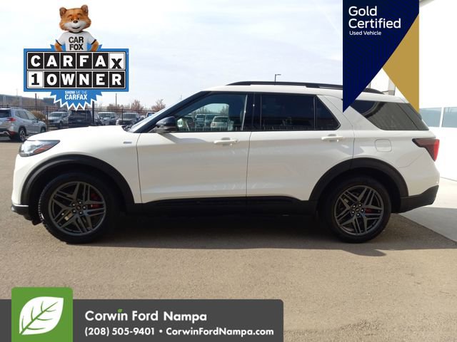 Used 2025 Ford Explorer ST-Line w/ Premium Package image 8