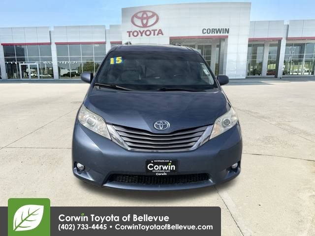 Used 2015 Toyota Sienna XLE w/ XLE Navigation Package image 8
