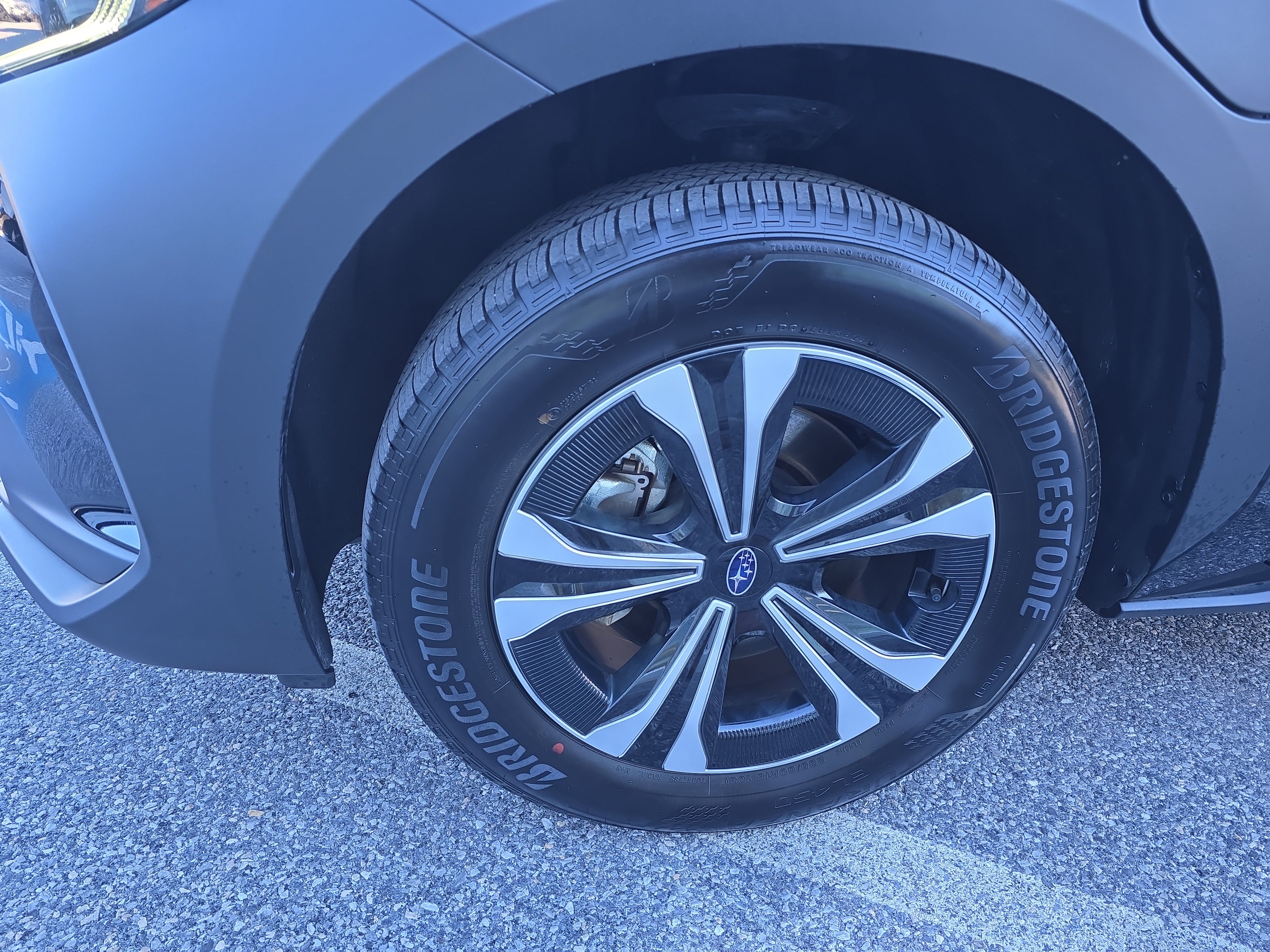 Certified 2024 Subaru Solterra AWD/4WD image 31