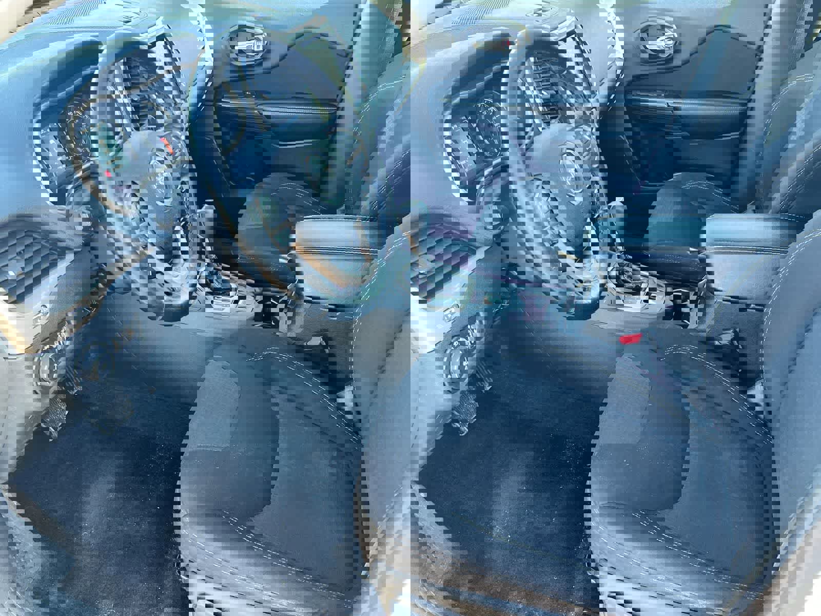 Used 2016 Jeep Cherokee Latitude w/ Cold Weather Group image 10