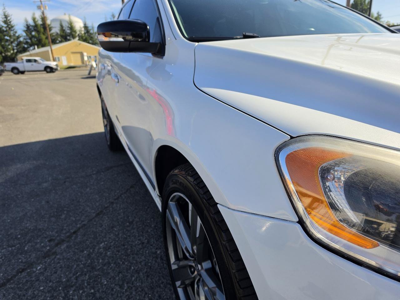 Used 2017 Volvo XC60 T6 Dynamic w/ Preferred Option Package AWD/4WD image 33
