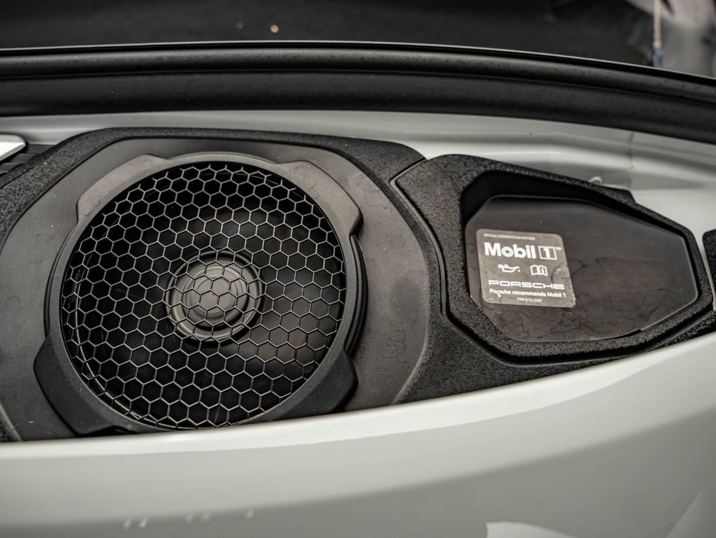 Certified 2025 Porsche 911 Carrera RWD image 52