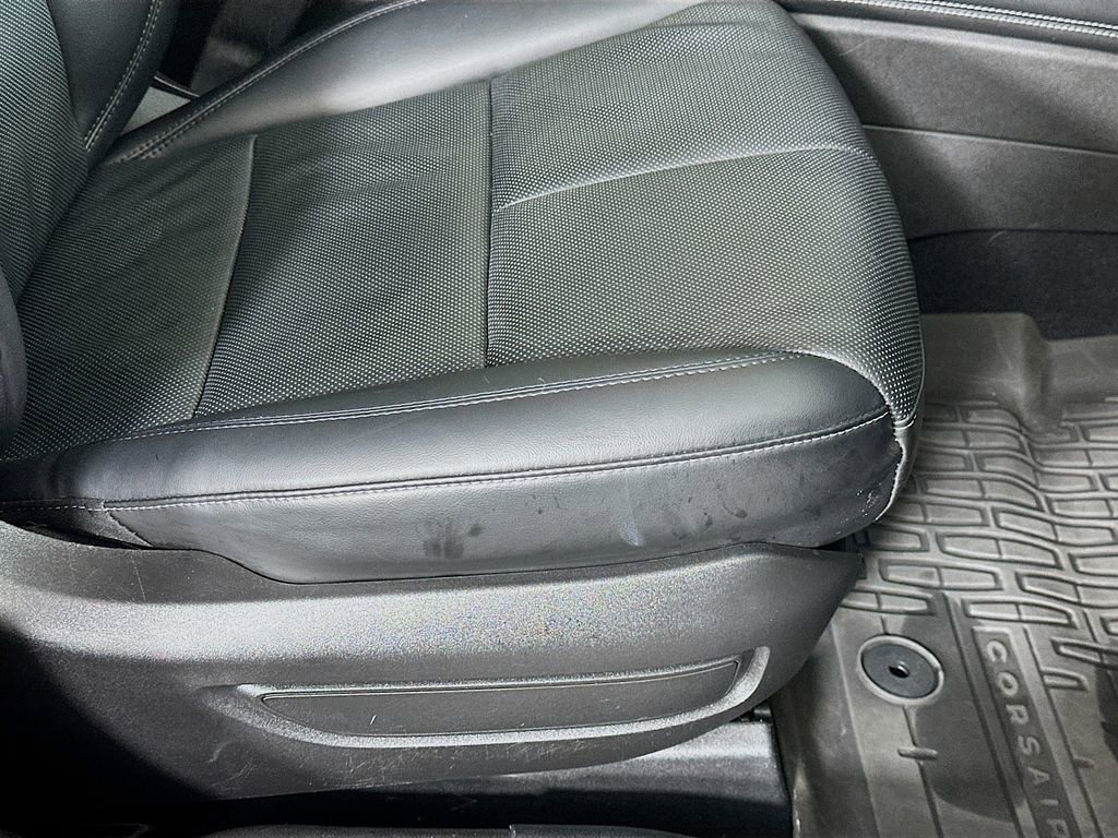 Used 2023 Lincoln Corsair Grand Touring w/ Equipment Group 301A image 24