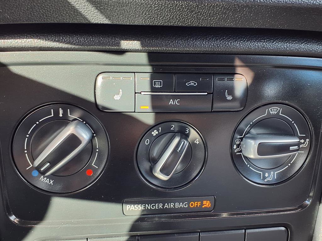 Used 2016 Volkswagen Beetle 1.8T Classic image 6