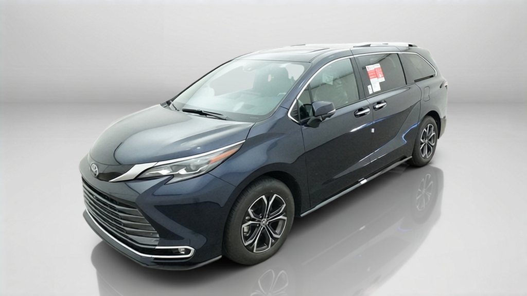New 2026 Toyota Sienna Platinum