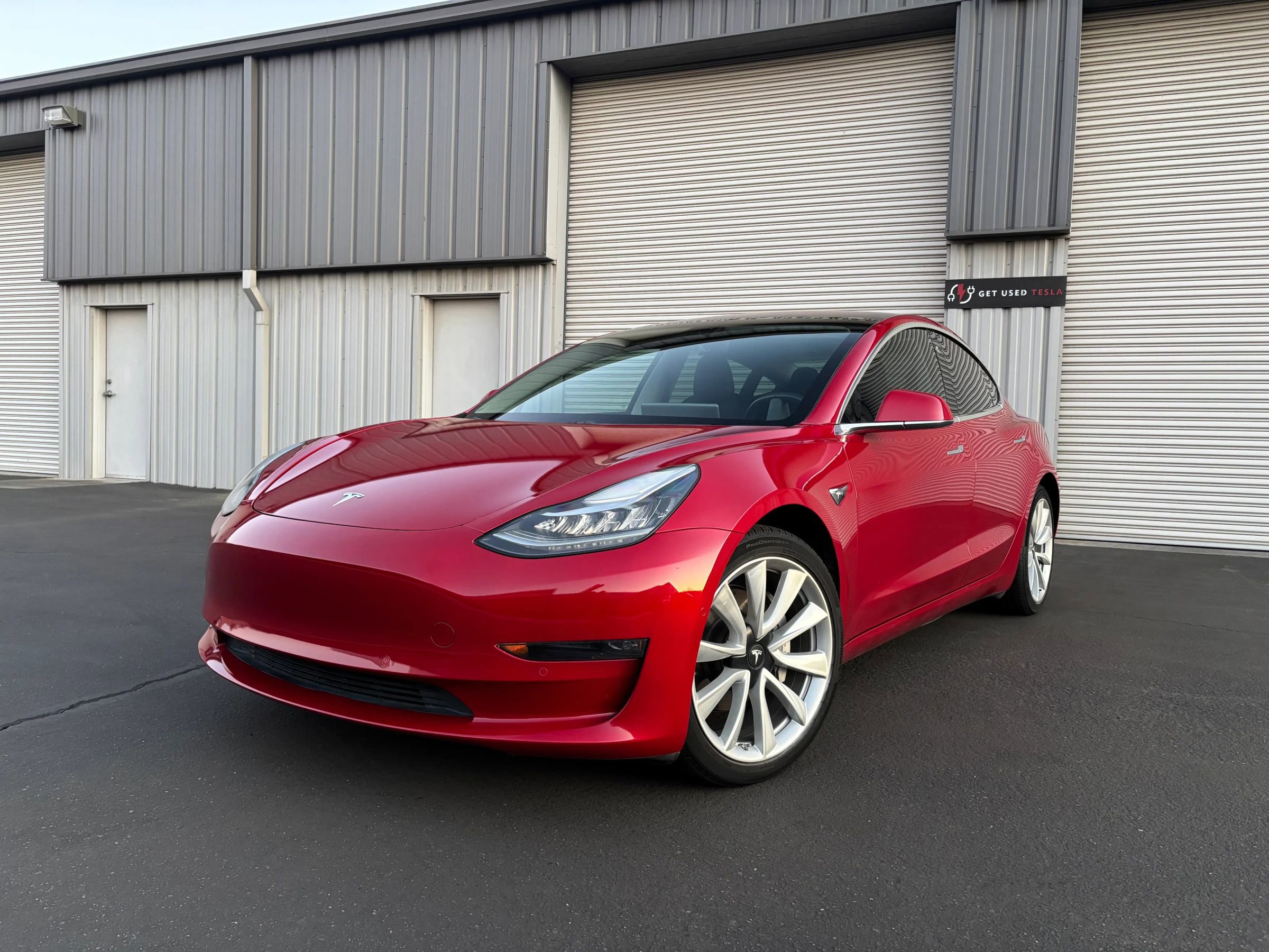 Used 2018 Tesla Model 3 Long Range image 4