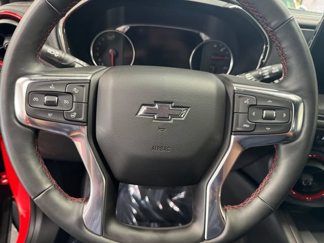 Used 2025 Chevrolet Blazer RS w/ Enhanced Convenience Package AWD/4WD image 19