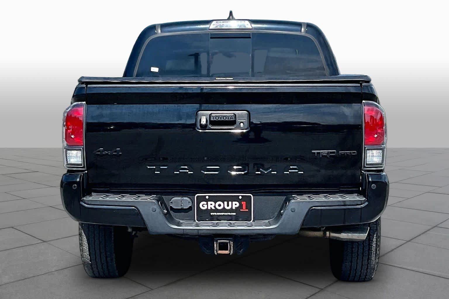 Used 2018 Toyota Tacoma TRD Pro AWD/4WD image 5