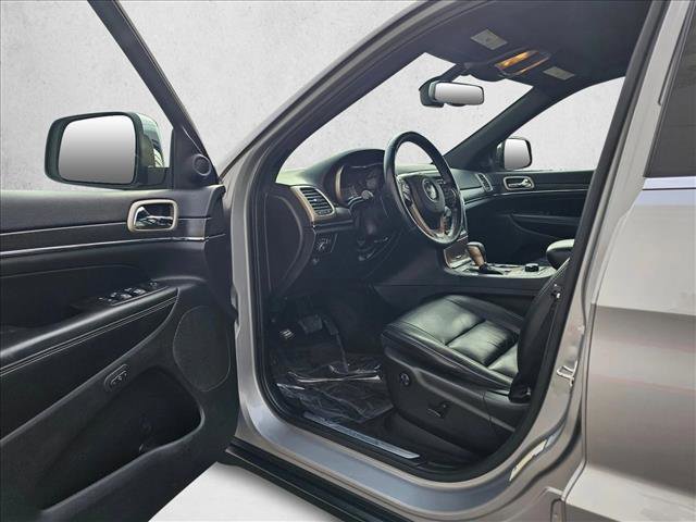 Used 2016 Jeep Grand Cherokee Limited image 18