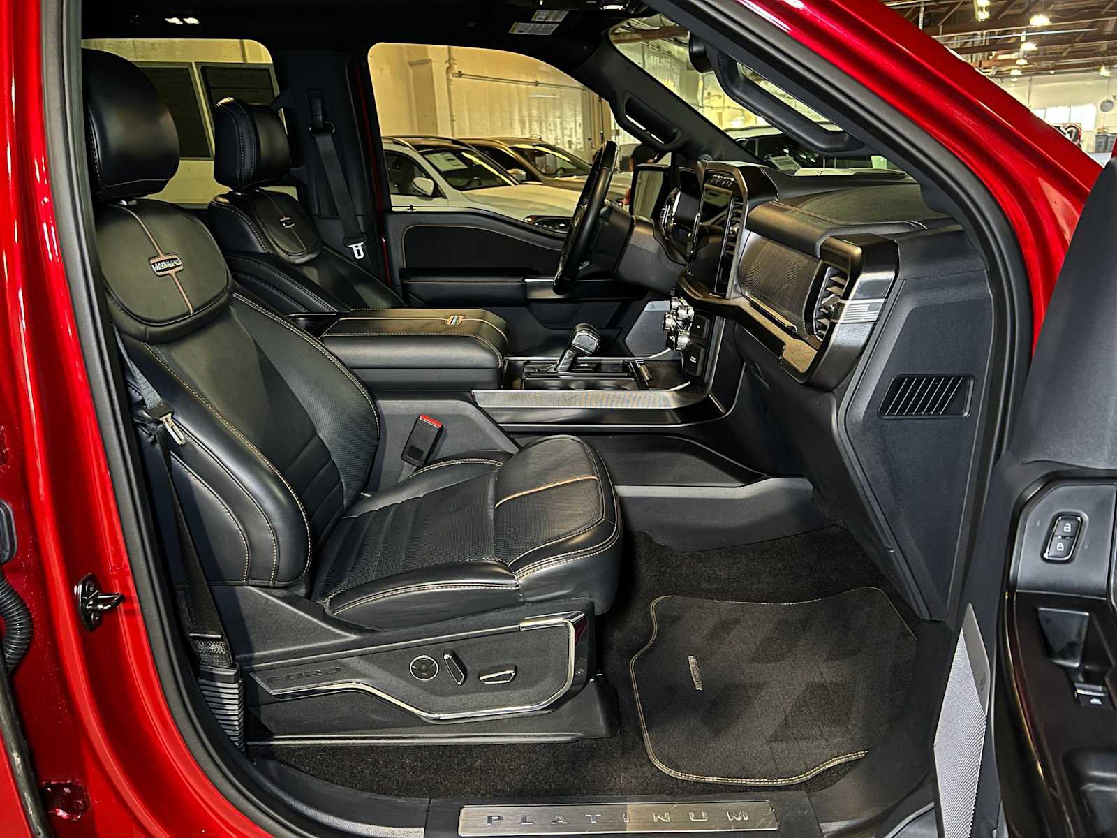 Used 2022 Ford F150 Platinum w/ Trailer Tow Package image 13