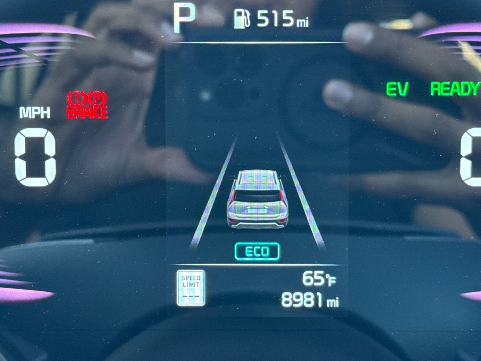 Used 2025 Kia Niro EX Touring image 27