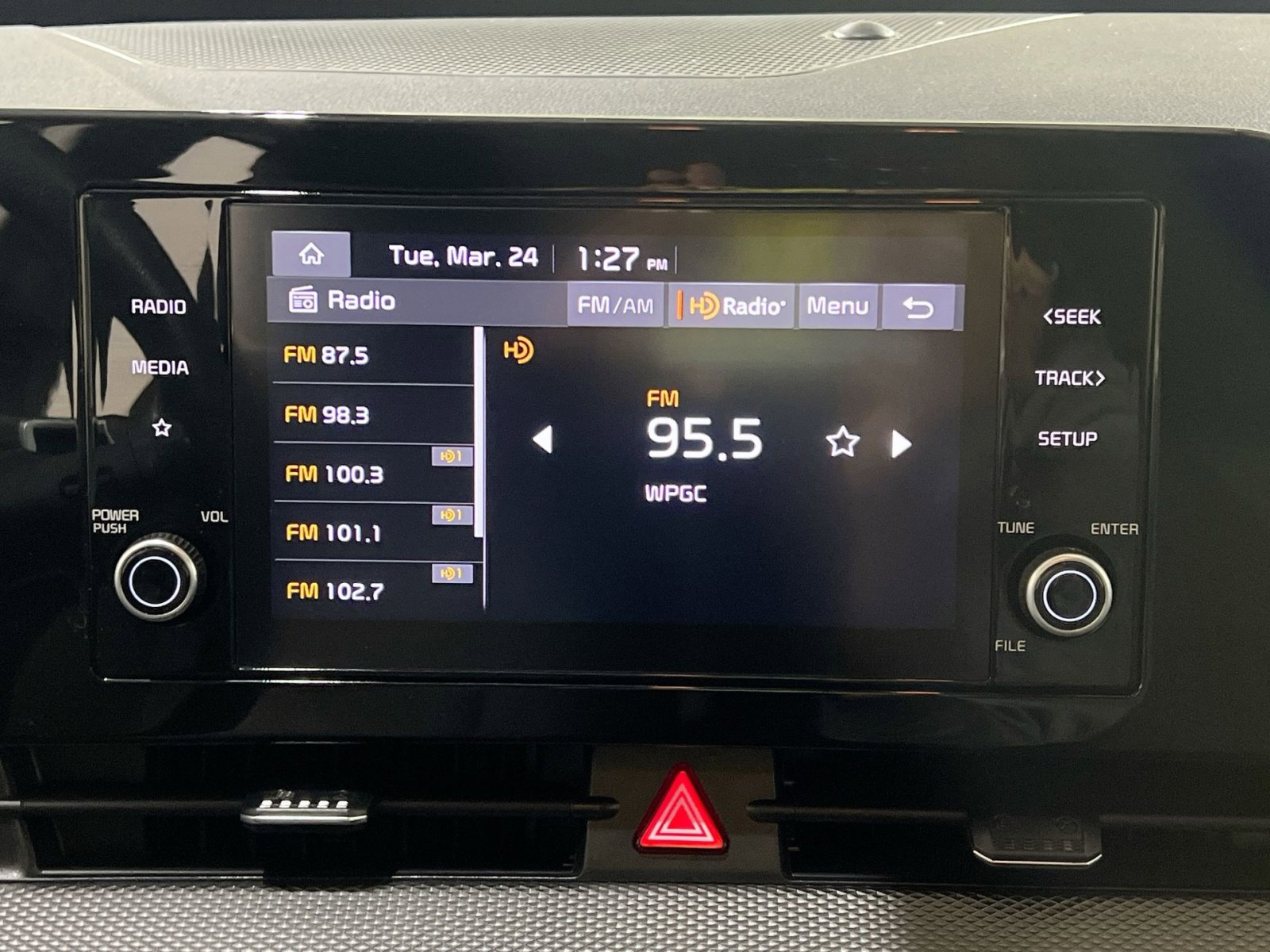 Used 2023 Kia Sportage LX image 17