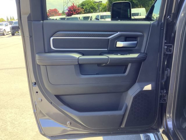 Used 2025 RAM 2500 Big Horn AWD/4WD image 24