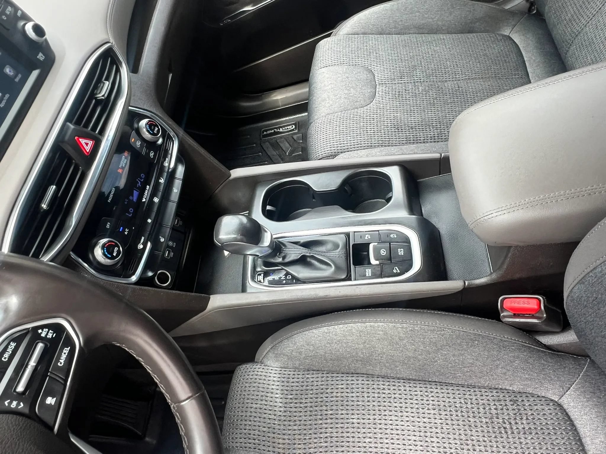 Used 2019 Hyundai Santa Fe SEL w/ Cargo Package AWD/4WD image 28