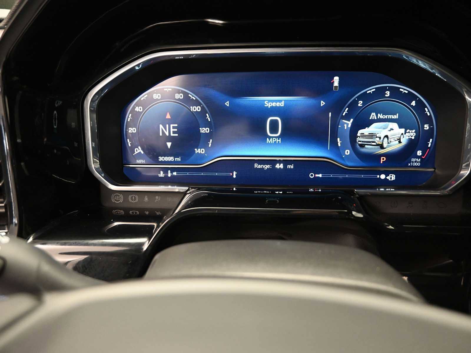 Used 2023 Chevrolet Silverado 1500 High Country w/ High Country Premium Package image 16