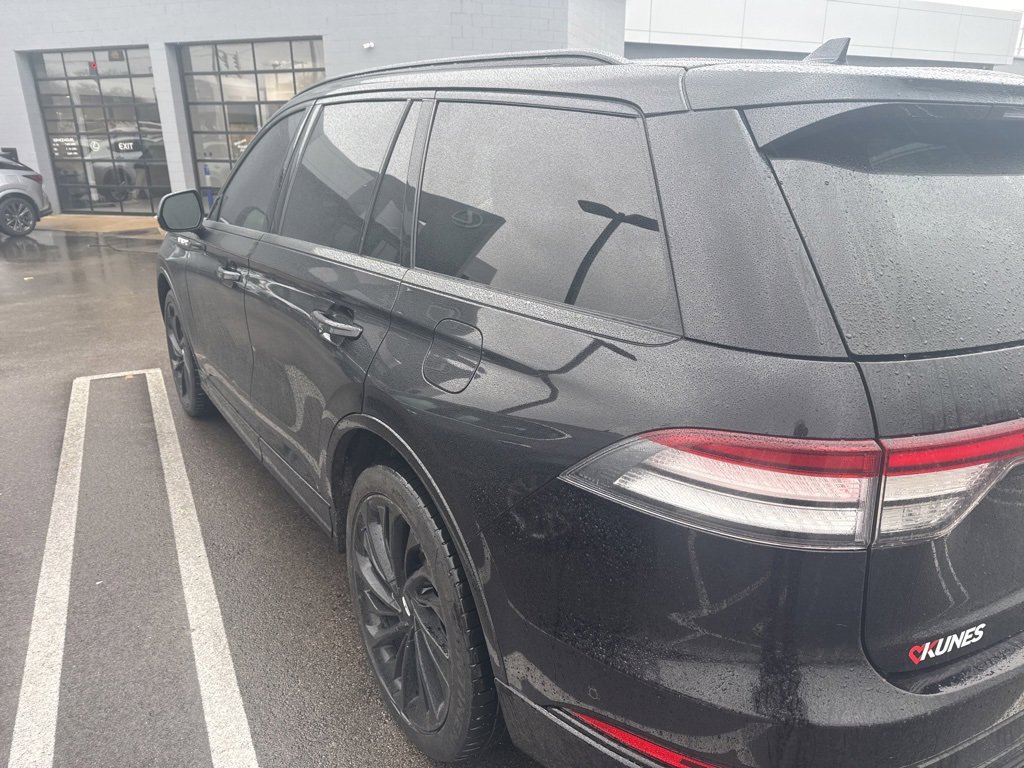 Used 2022 Lincoln Aviator Reserve w/ Equipment Group 201A image 4