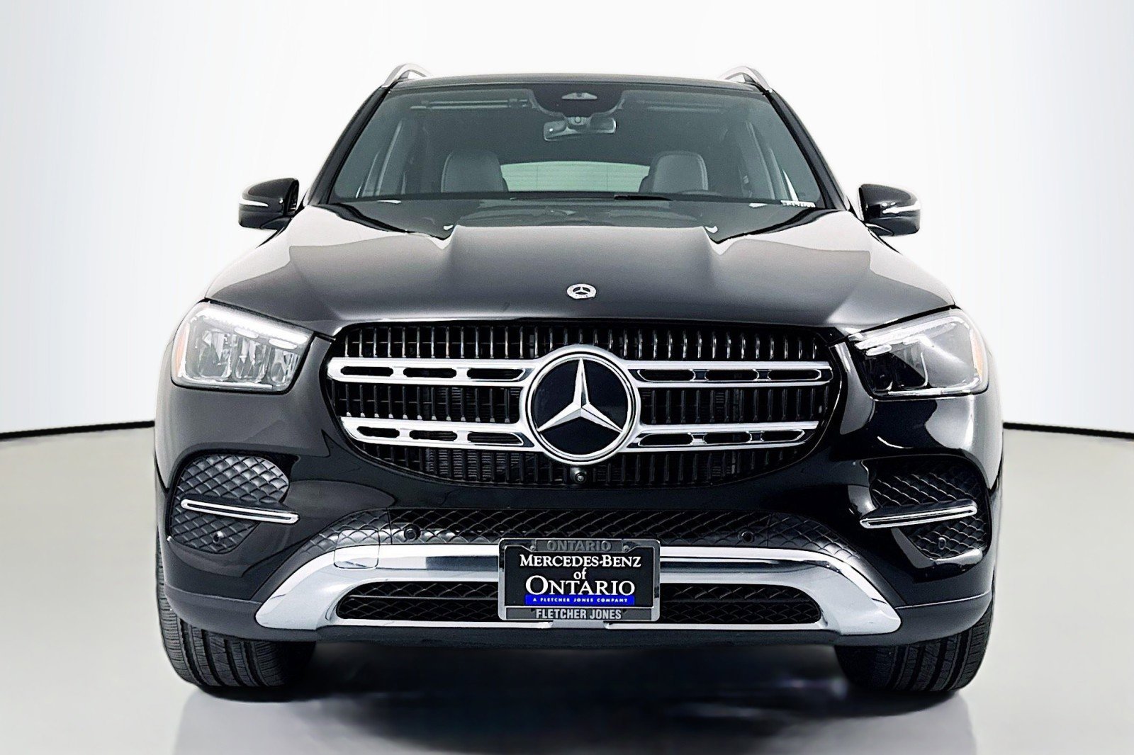 Certified 2025 Mercedes-Benz GLE 450 4MATIC image 2