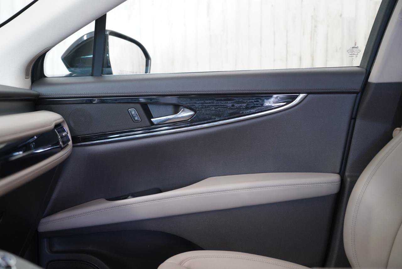 Used 2022 Lincoln Nautilus AWD w/ Premium Package image 31