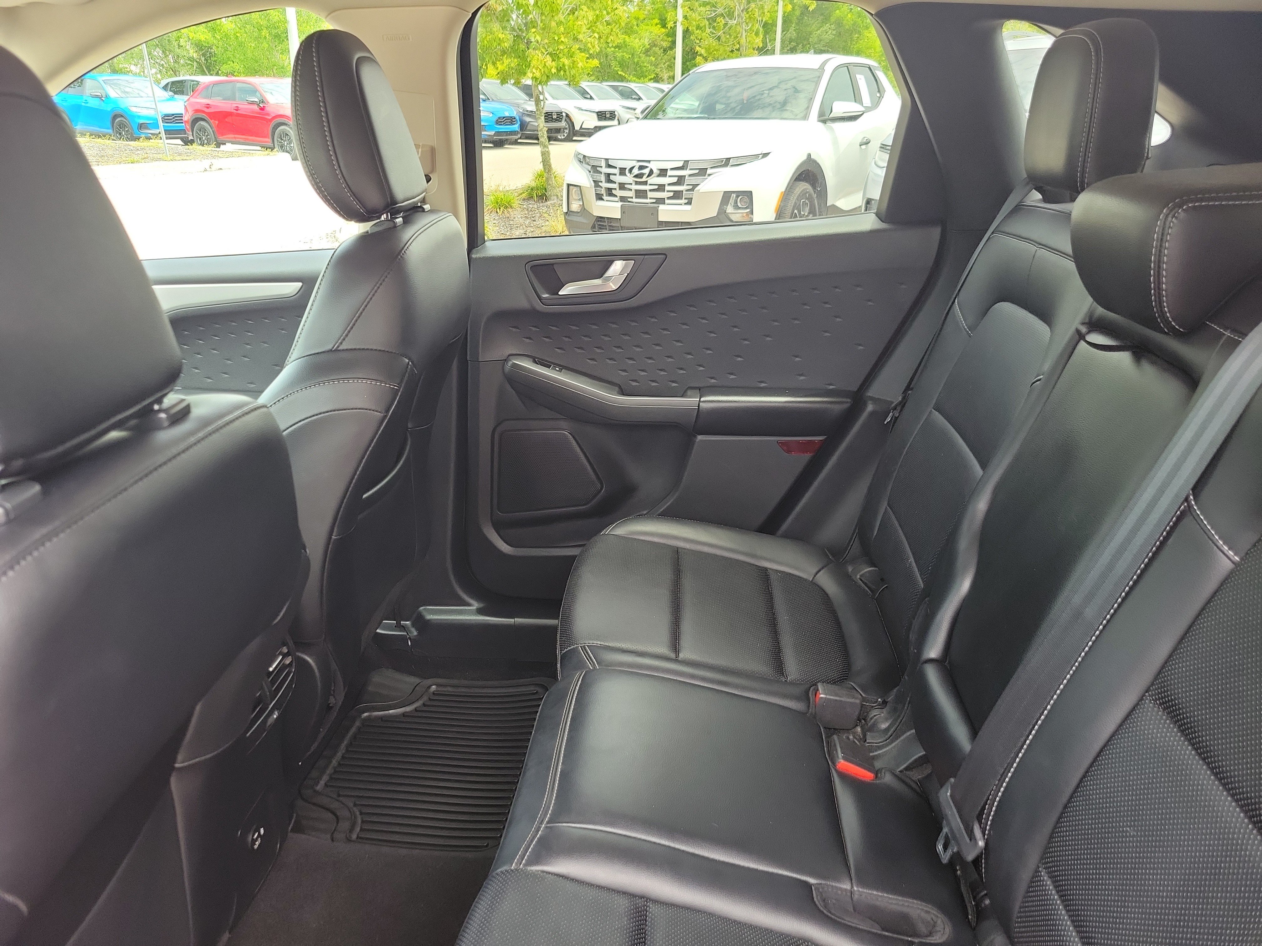 Used 2020 Ford Escape SEL FWD image 9