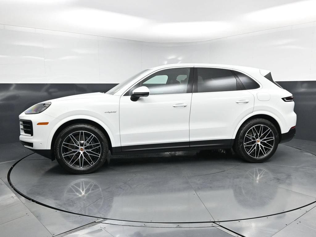 New 2026 Porsche Cayenne E-Hybrid AWD/4WD image 2