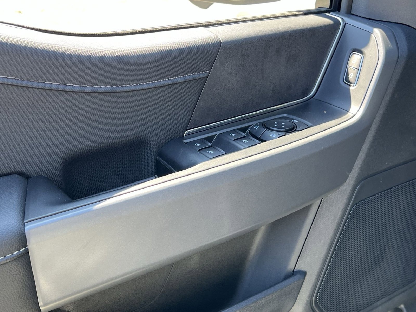 New 2026 Ford F150 XLT image 15