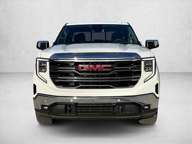 Used 2023 GMC Sierra 1500 SLT w/ SLT Premium Plus Package AWD/4WD image 2