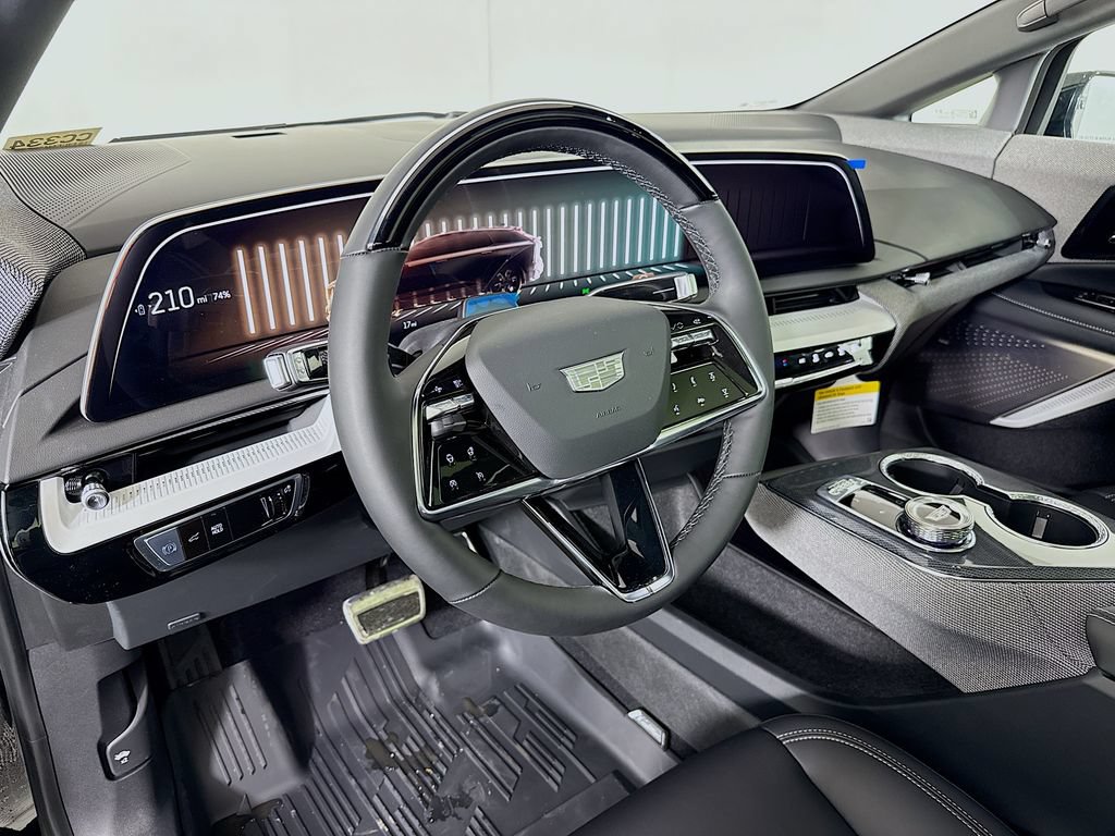 New 2026 Cadillac Optiq Luxury 1 w/ LPO, Floor Liner Package AWD/4WD image 9