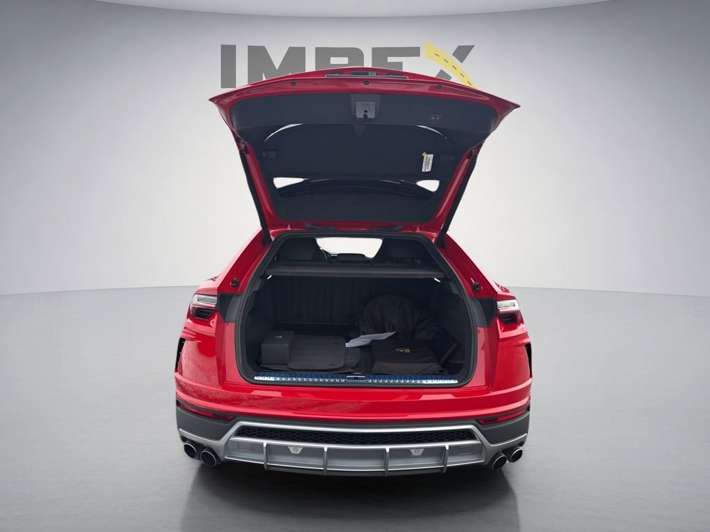 Used 2022 Lamborghini Urus AWD/4WD image 33