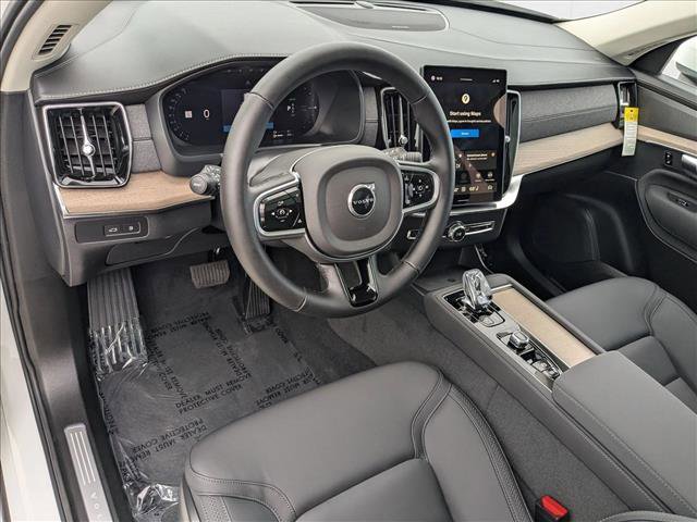 New 2026 Volvo XC90 T8 Plus image 3
