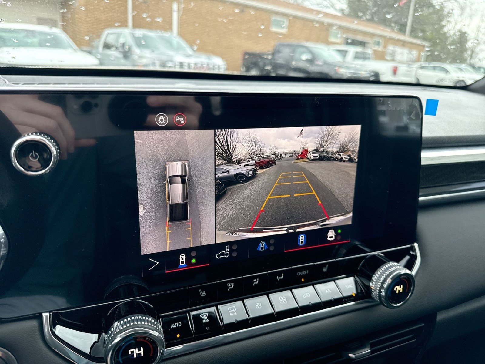 New 2026 GMC Canyon Elevation w/ Convenience Package image 16