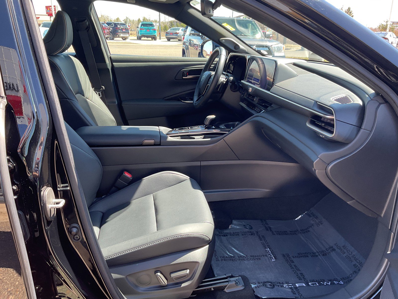 Used 2024 Toyota Crown Platinum image 13