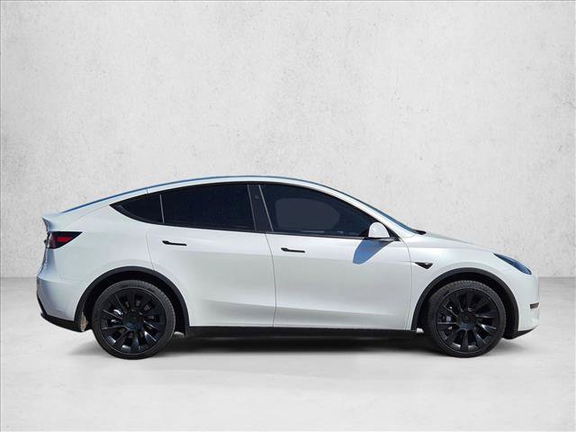 Used 2024 Tesla Model Y Long Range AWD/4WD video 3