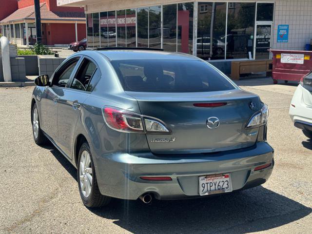 Used 2013 MAZDA MAZDA3 i Touring FWD image 4