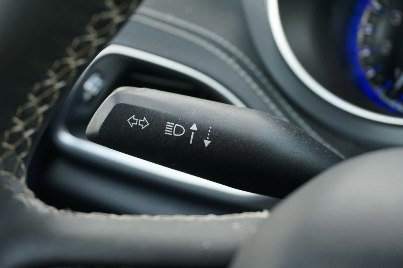Used 2025 Chrysler Pacifica Limited FWD image 19
