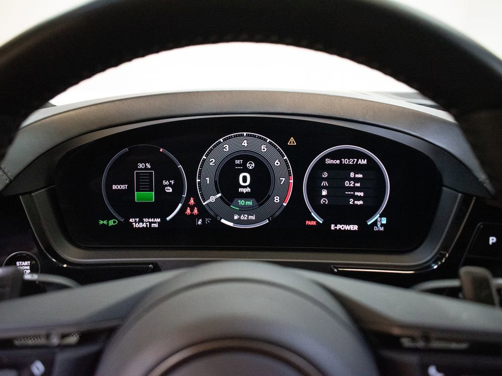 Certified 2025 Porsche Cayenne Turbo image 28