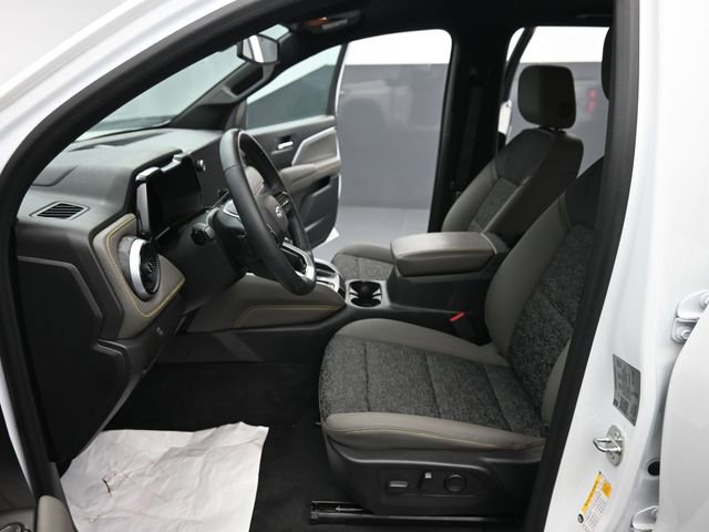 Used 2023 Chevrolet Colorado ZR2 image 11