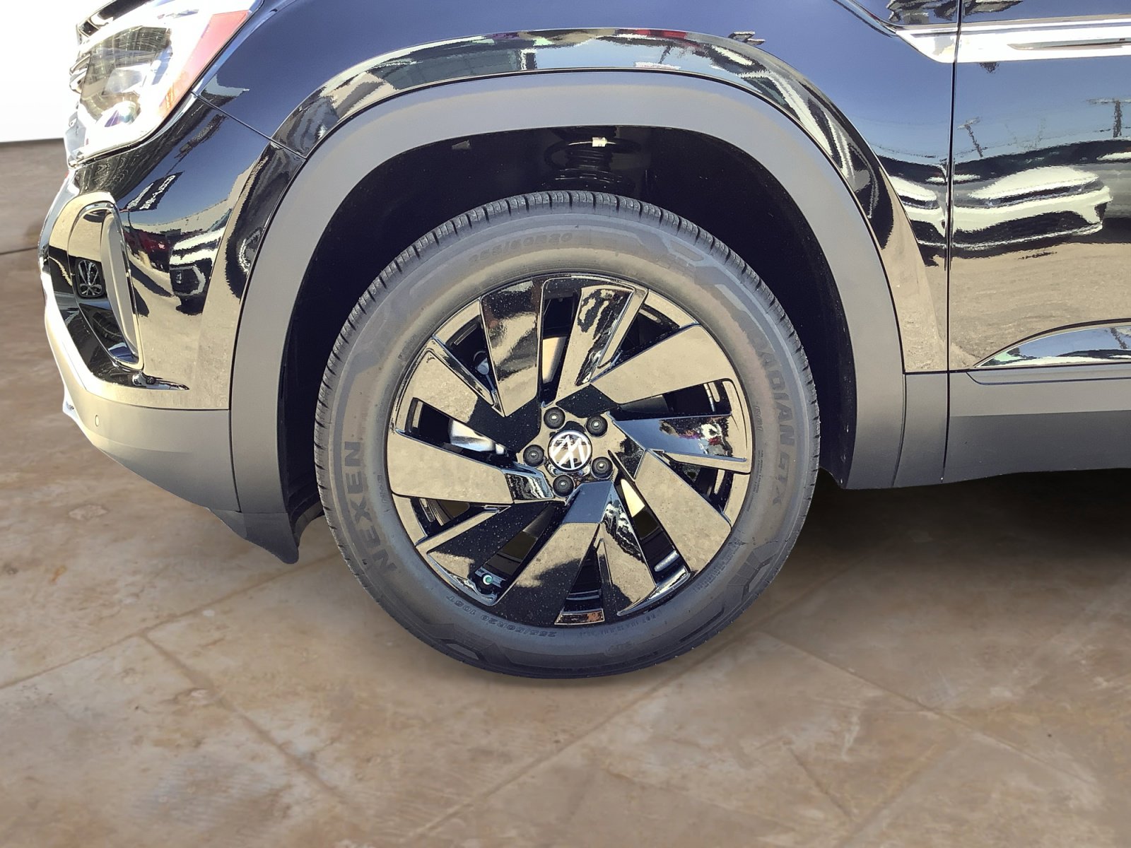 New 2026 Volkswagen Atlas Cross Sport SE image 10