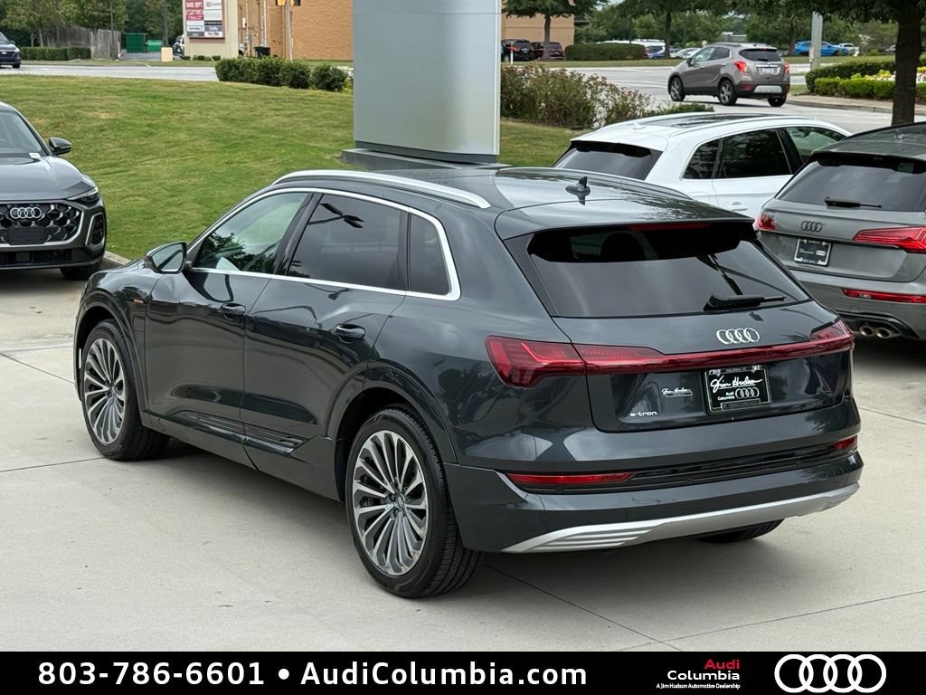 Used 2019 Audi e-tron Prestige w/ Prestige Package AWD/4WD image 12