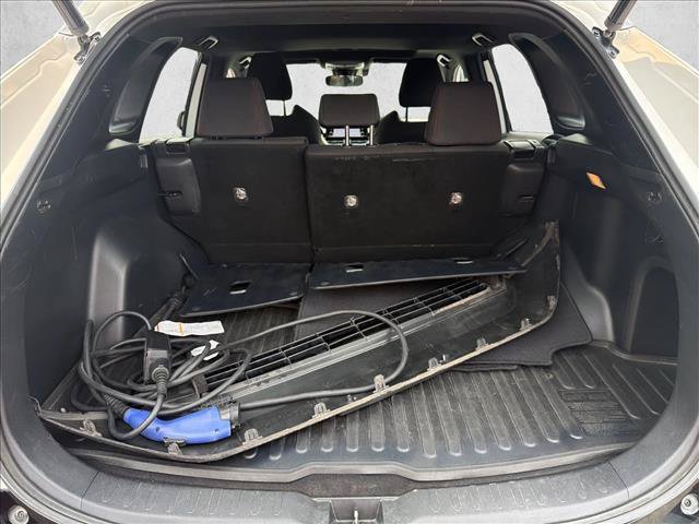 Used 2021 Toyota RAV4 SE w/ Weather & Moonroof Package AWD/4WD image 25