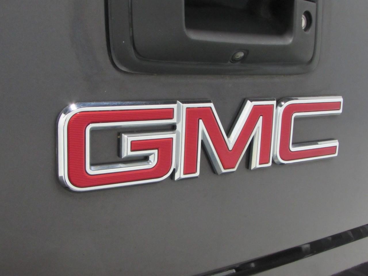 Used 2016 GMC Sierra 1500 Denali w/ Denali Ultimate Package AWD/4WD image 37