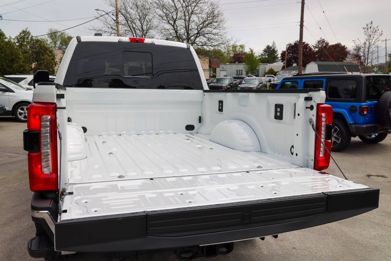Used 2026 Ford F250 King Ranch w/ Chrome Package AWD/4WD image 15
