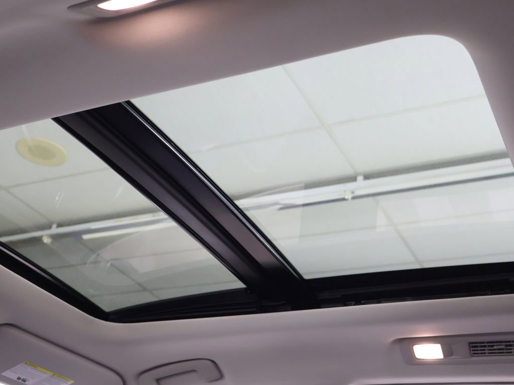 Used 2022 INFINITI QX60 Sensory image 28