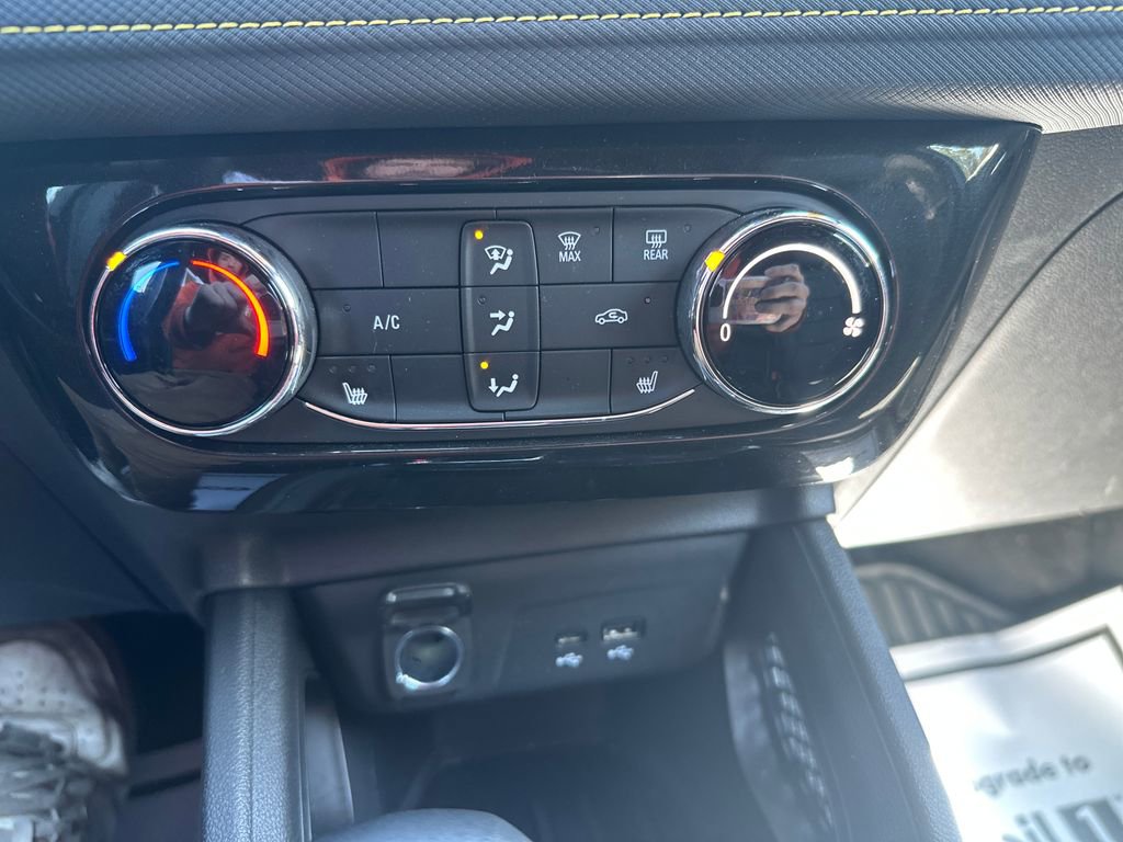 Used 2025 Chevrolet TrailBlazer ACTIV w/ Driver Confidence Package AWD/4WD image 16