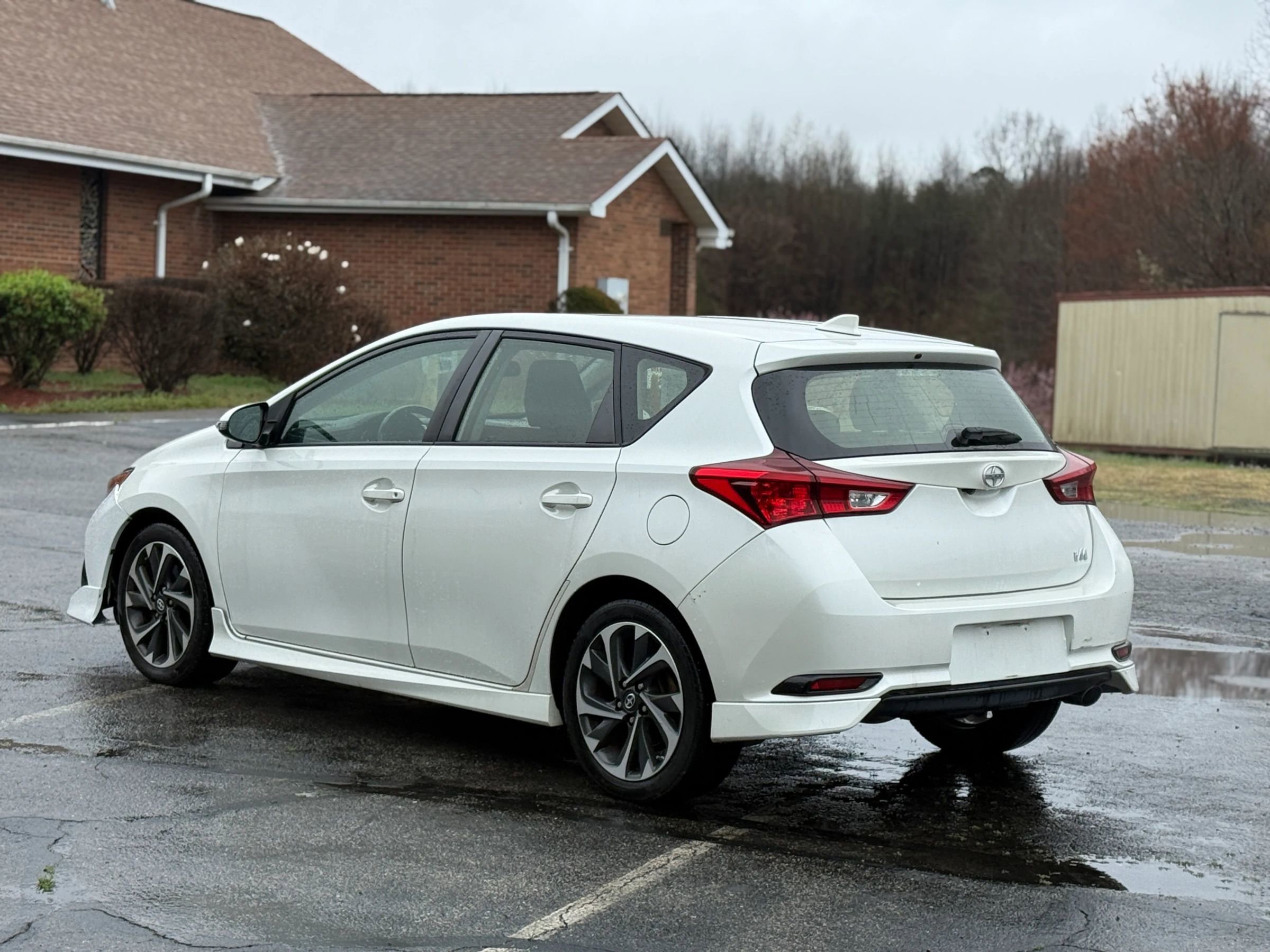 Used 2016 Scion iM image 5