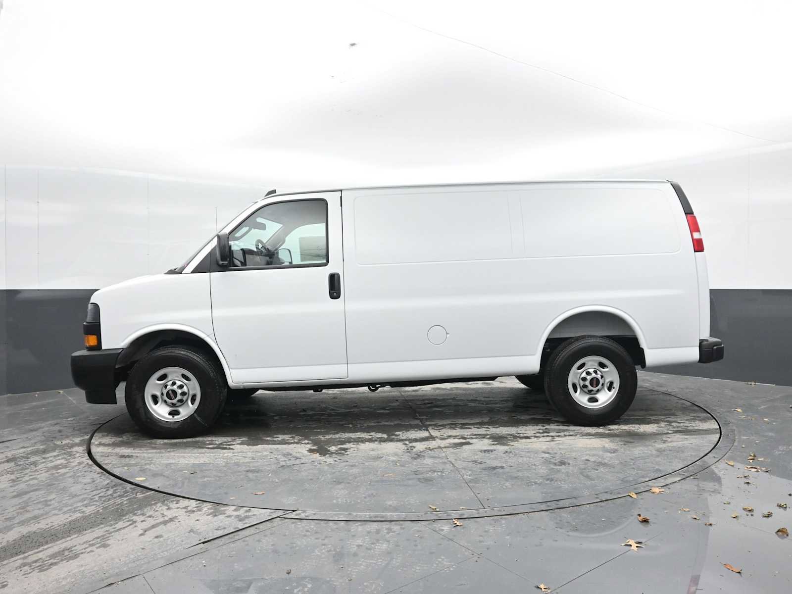 New 2025 GMC Savana 2500 w/ Driver Convenience Package image 3