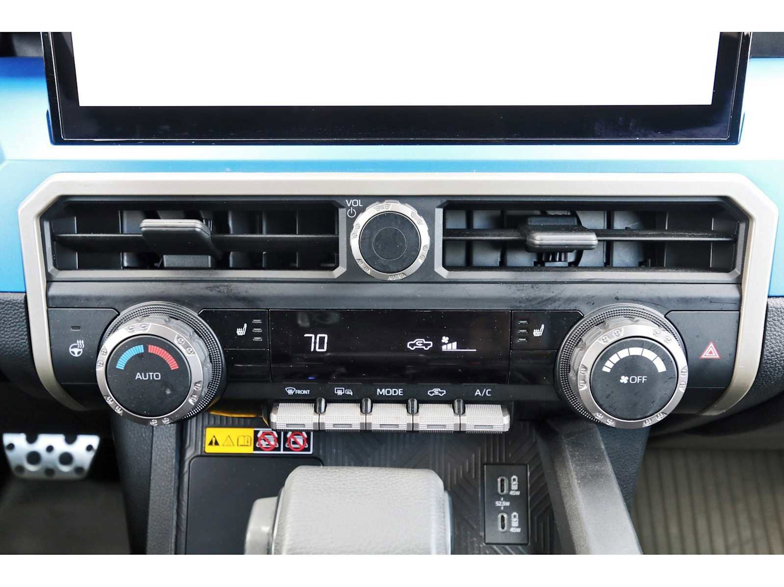 Used 2024 Toyota Tacoma TRD Sport w/ TRD Sport Upgrade Package image 24